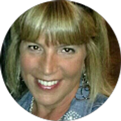 Profile photo of Joyce Bowen