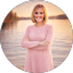 Profile photo of Kristie Cooke