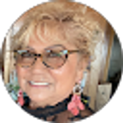 Profile photo of Lorraine Bingham