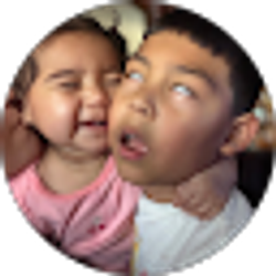 Profile photo of Erik Robles