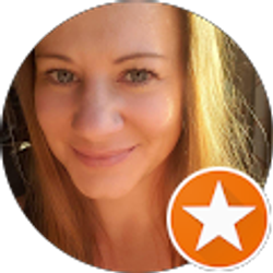 Profile photo of Stephanie