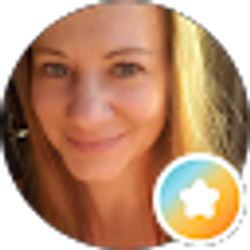 Profile photo of Stephanie