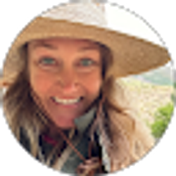 Profile photo of Stephanie Buckallew