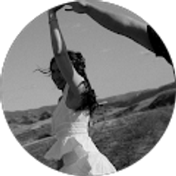 Profile photo of Eileen Robles
