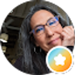 Profile photo of Marcy Harbut l