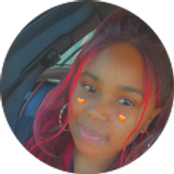 Profile photo of Valeria Paris