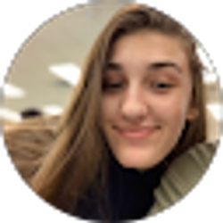 Profile photo of Chloe Blacketter