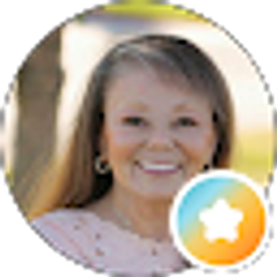 Profile photo of Donna Hanna
