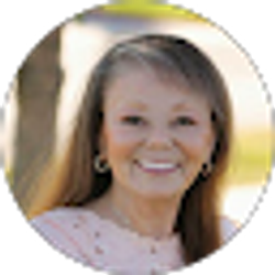 Profile photo of Donna Hanna