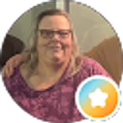 Profile photo of Carolyn Hughes
