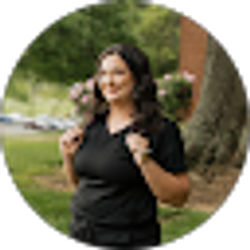 Profile photo of Elizabeth Kenney