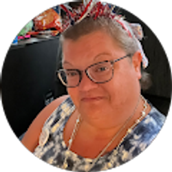 Profile photo of Karen Hoskin