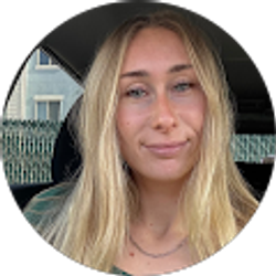 Profile photo of Alexa Davidson