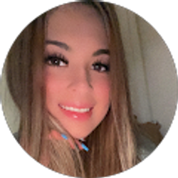 Profile photo of Alexa Velazquez