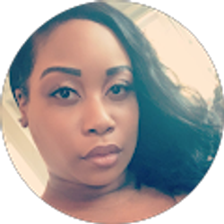 Profile photo of Ashleigh LeAnne