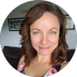 Profile photo of Jen Yates