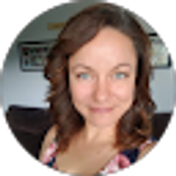 Profile photo of Jen Yates