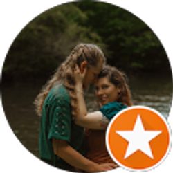 Profile photo of TARA Ray