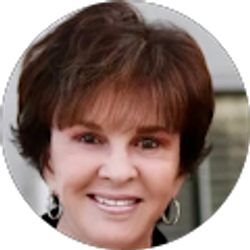 Profile photo of Carolyn Theriault