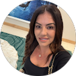 Profile photo of Sarah Almeida