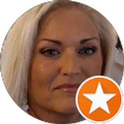 Profile photo of Tara Lang