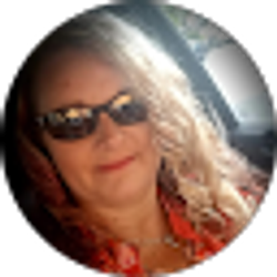 Profile photo of Nina Burns