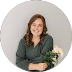 Profile photo of Mandy Hannan