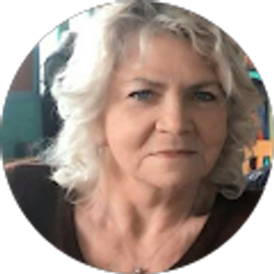 Profile photo of Dianne Th