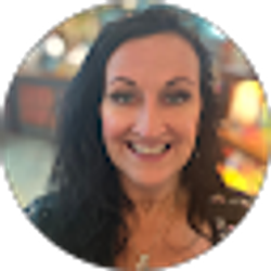 Profile photo of Angie Ells