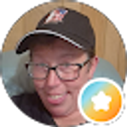 Profile photo of Shannon Davis