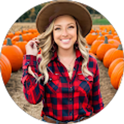 Profile photo of Samantha Moore