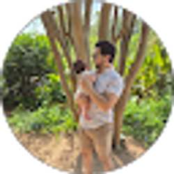 Profile photo of Esteban Luna