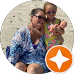 Profile photo of Colleen Maravelias