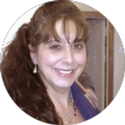 Profile photo of Carmina Janis