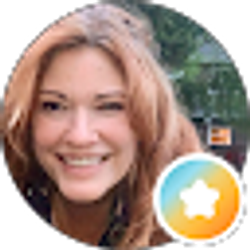 Profile photo of shelly larson