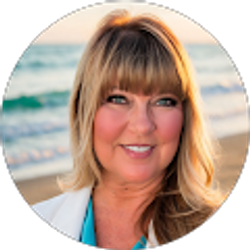 Profile photo of Sandy Williams