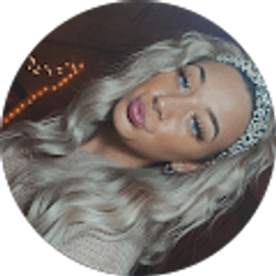 Profile photo of Desirra DeLong