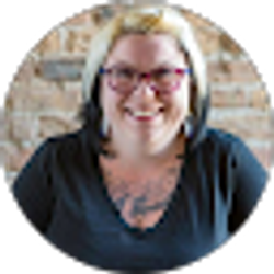 Profile photo of Calie (Kay-Lee) Lyons