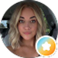 Profile photo of Hannah Curtis