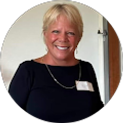 Profile photo of Kim Stitzlein