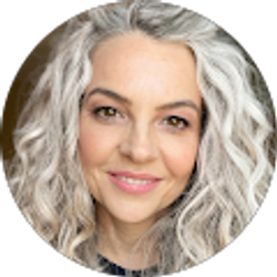 Profile photo of Teresa Bascon