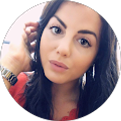 Profile photo of Desirae Ciaffone