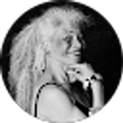 Profile photo of Victoria Robertson