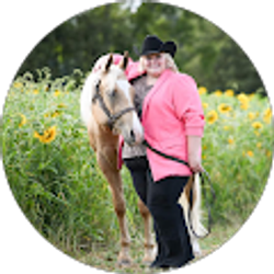 Profile photo of Jacquie Farmer