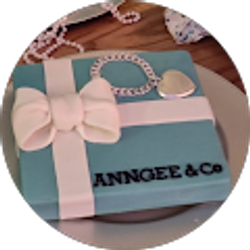 Profile photo of Angela Thorne