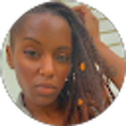 Profile photo of Shannon Bowles