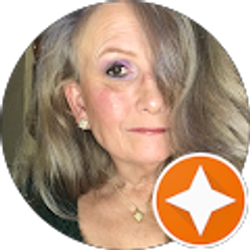 Profile photo of Elizabeth Peck