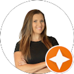 Profile photo of Hayley Vezza