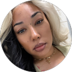 Profile photo of dejah delcomber