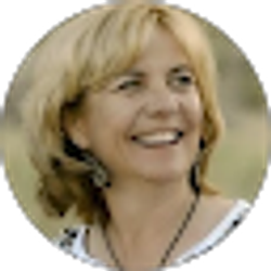 Profile photo of April Noren